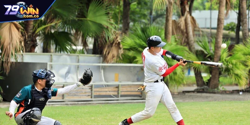 Luật chơi bóng chày quy định vòng chạy gôn của cầu thủ