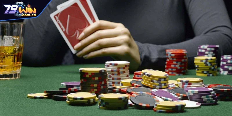Luật Chơi Poker Và Thứ Tự Các Tay Bài Hội Viên Cần Biết 3 Luật chơi Poker với các quyền cơ bản